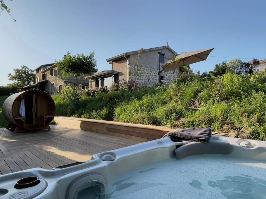 Gite De Charme 5 Etoiles Pour Couple Avec Sauna Et Jacuzzi Exterieurs Privatifs โปเกรอส์ ภายนอก รูปภาพ