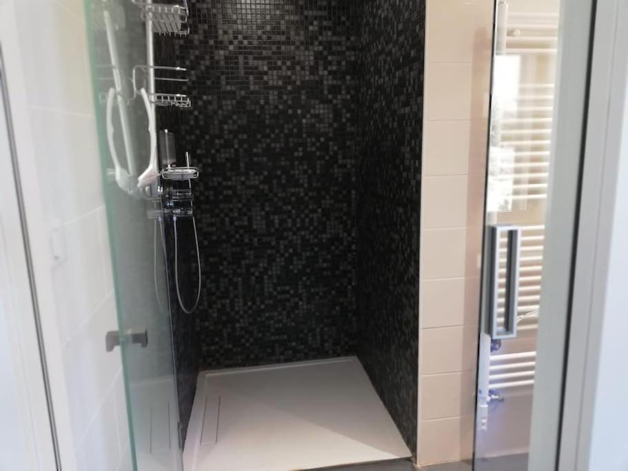 Gite De Charme 5 Etoiles Pour Couple Avec Sauna Et Jacuzzi Exterieurs Privatifs โปเกรอส์ ภายนอก รูปภาพ